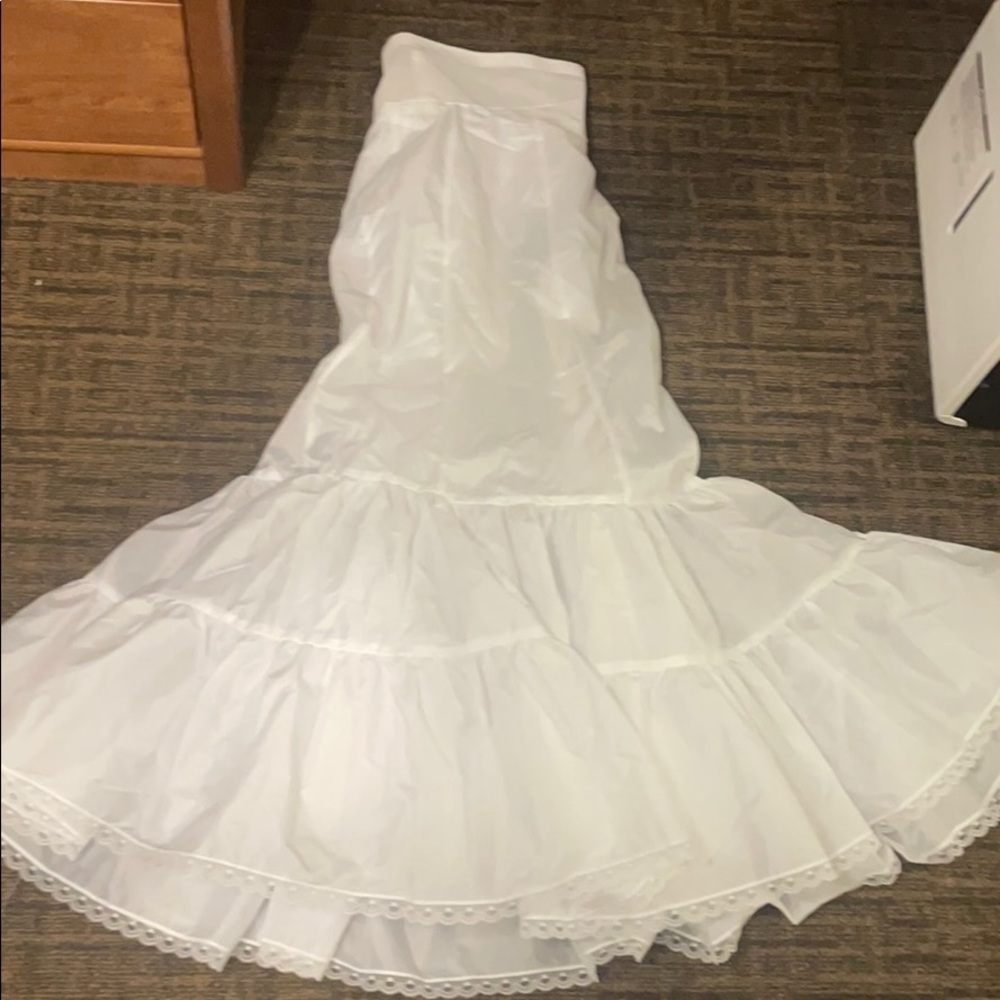 David’s Bridal Petti coat skirt Mermaid